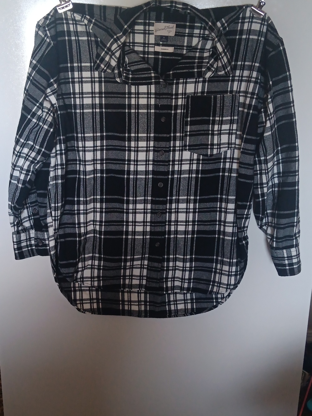 Plaid Button-Up Shirt Universal Brand Womans Oversized Fit Size Medium